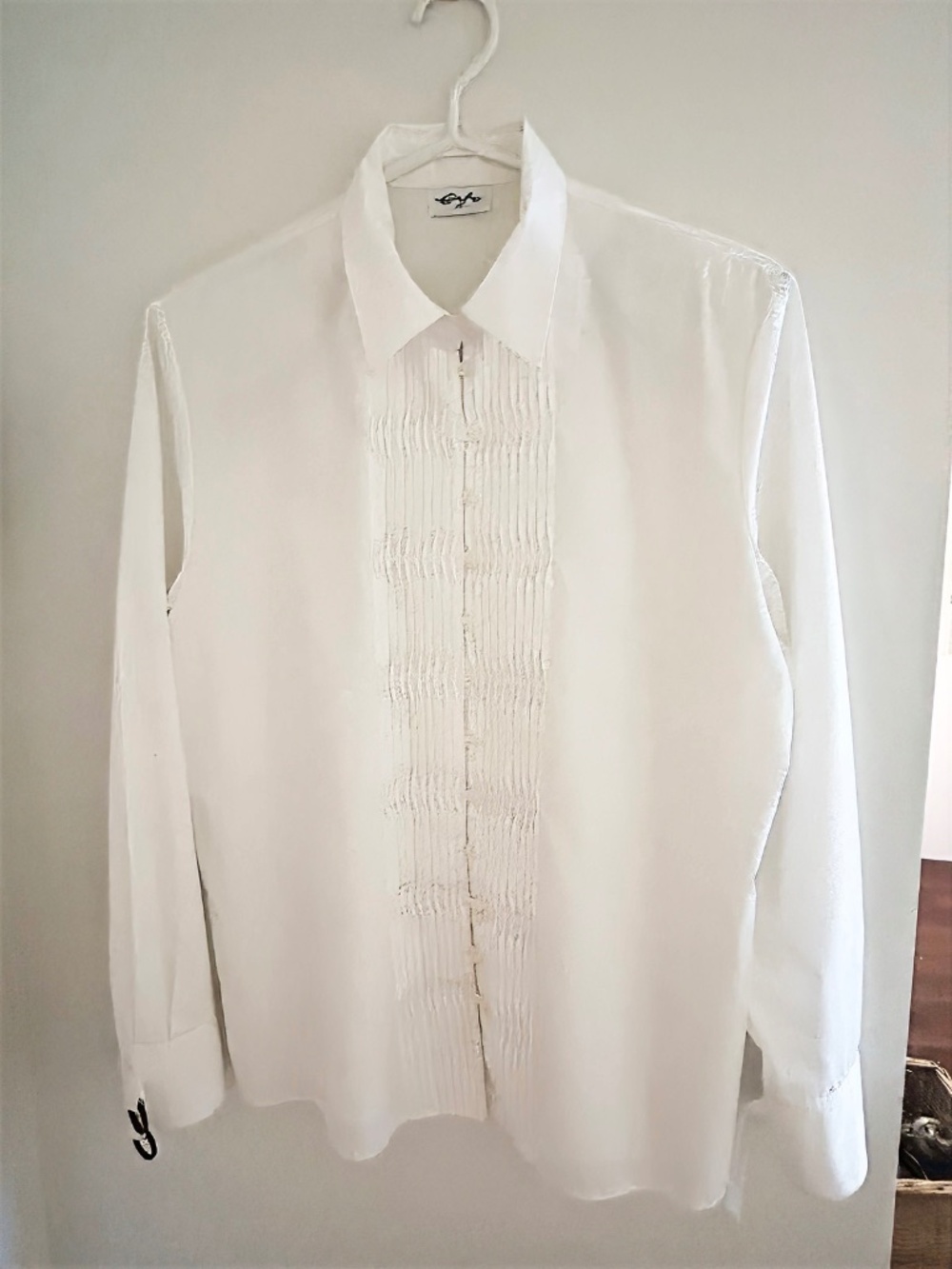 Vintage ERFO white Tuxedo Pin-tuck front Button-Down Blouse  sz 40 German design